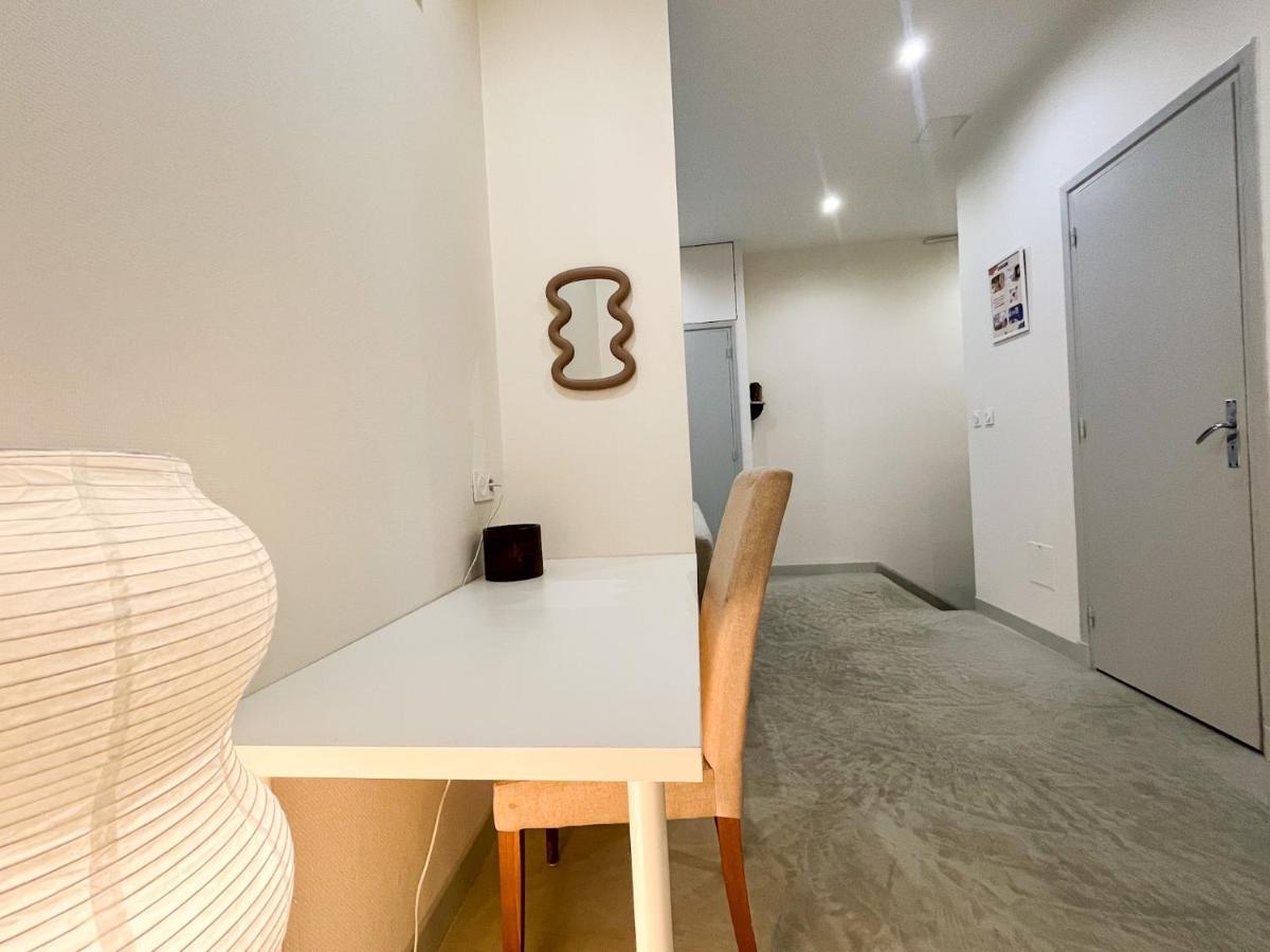 Suite Onyx Лион Екстериор снимка