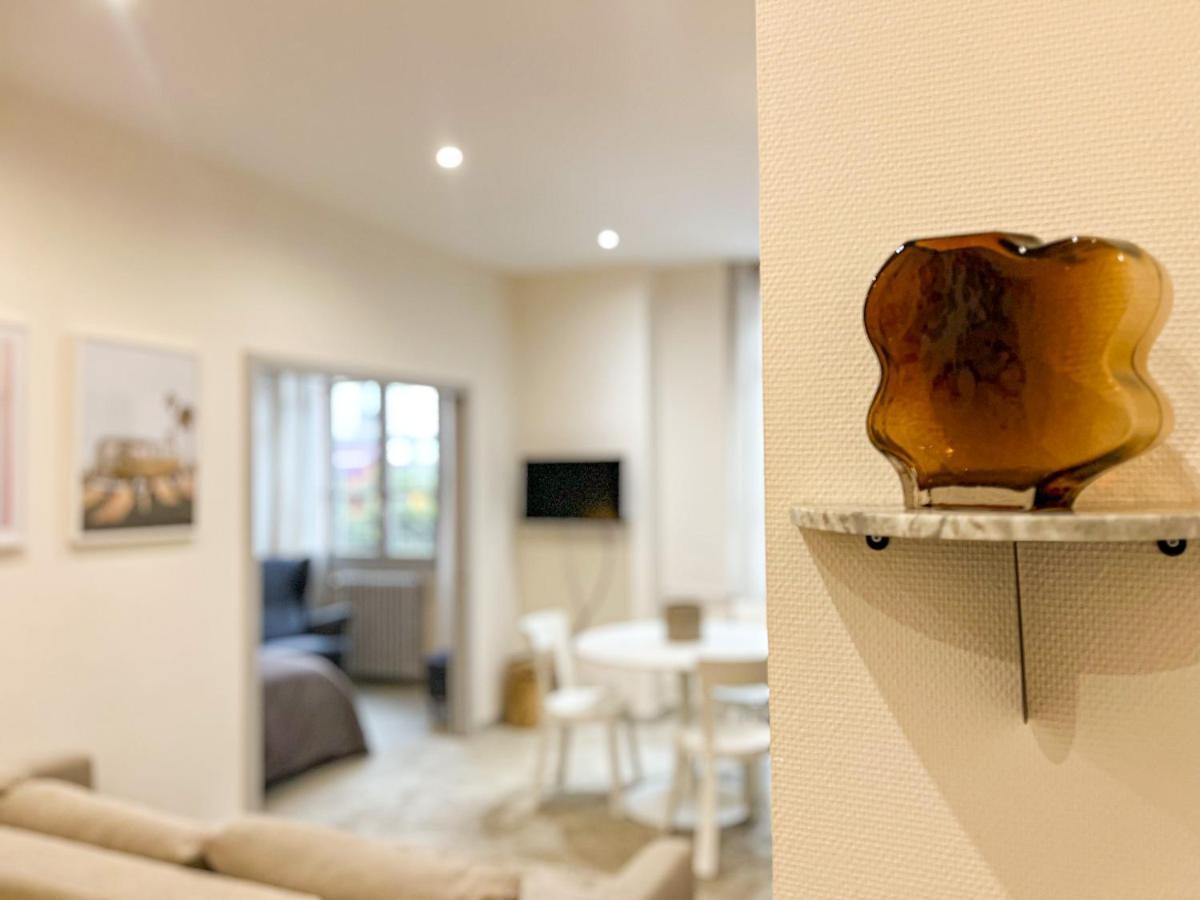 Suite Onyx Лион Екстериор снимка